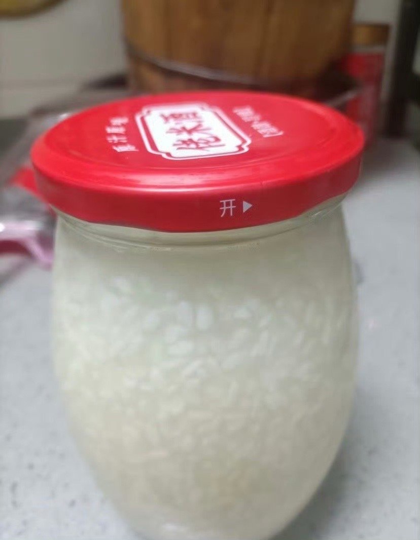 没有男人的情况下，这个瓶子到底要怎么打开？[哭哭]​​​