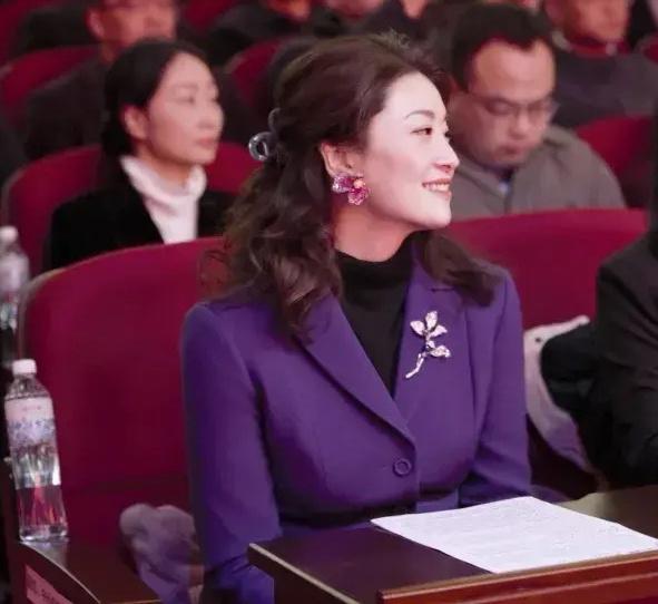 有外室子女的企业家很少有人会承认自己有外室子女的，宗庆后从未对外提及，就说明了自
