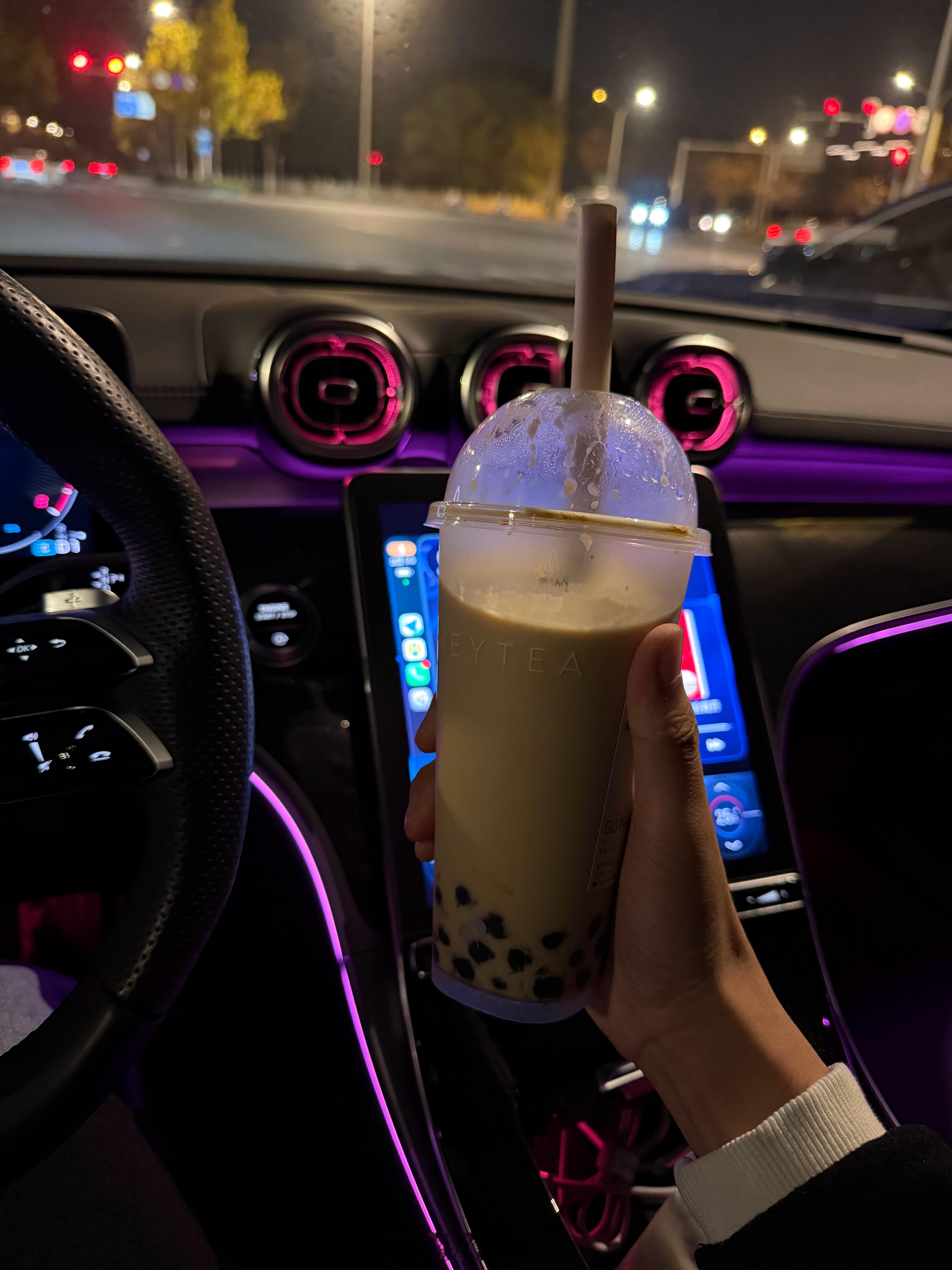 女子一周喝三次奶茶确诊糖尿病一周喝三杯奶茶不是关键，关键是一天只吃一顿…就算没有