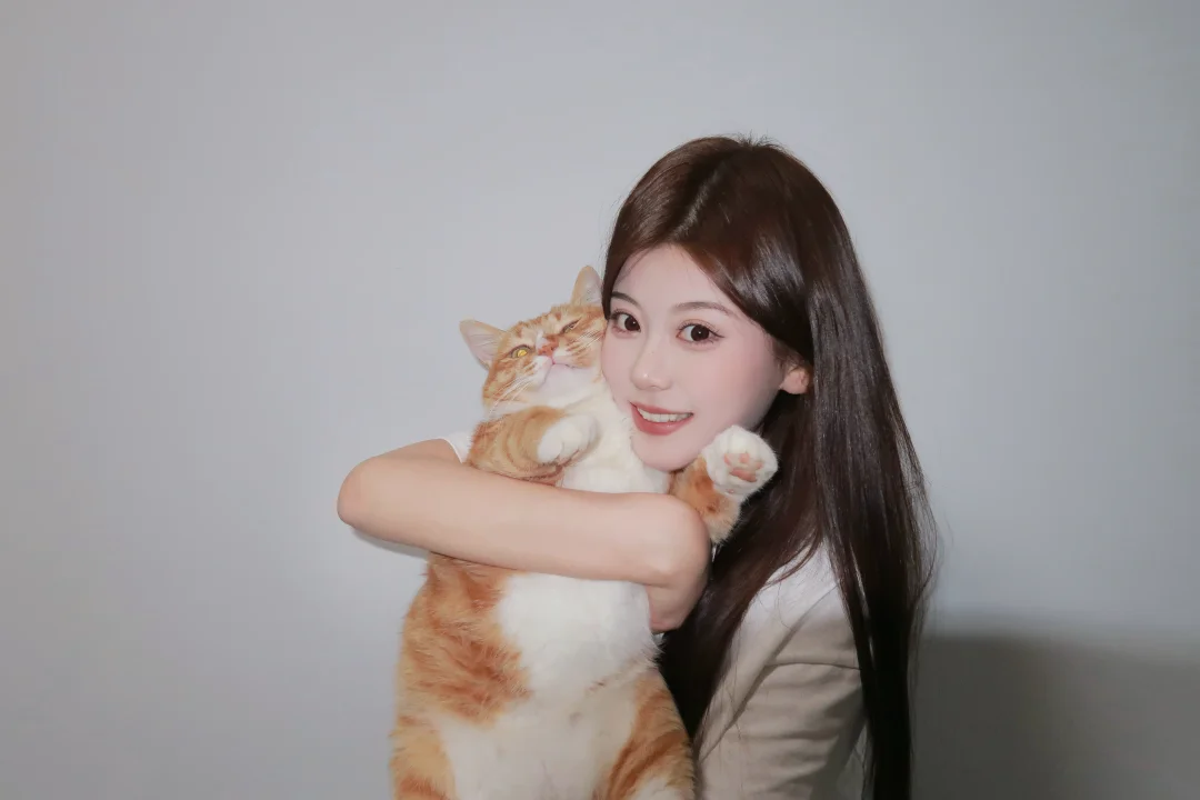 和家咪恩恩爱爱的一天🐈