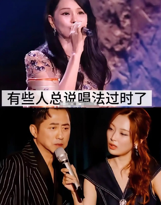秦昊看到了，又该咬被角了。伊能静点评完萧蔷时，又突然拿过话筒，没有指名道姓地说