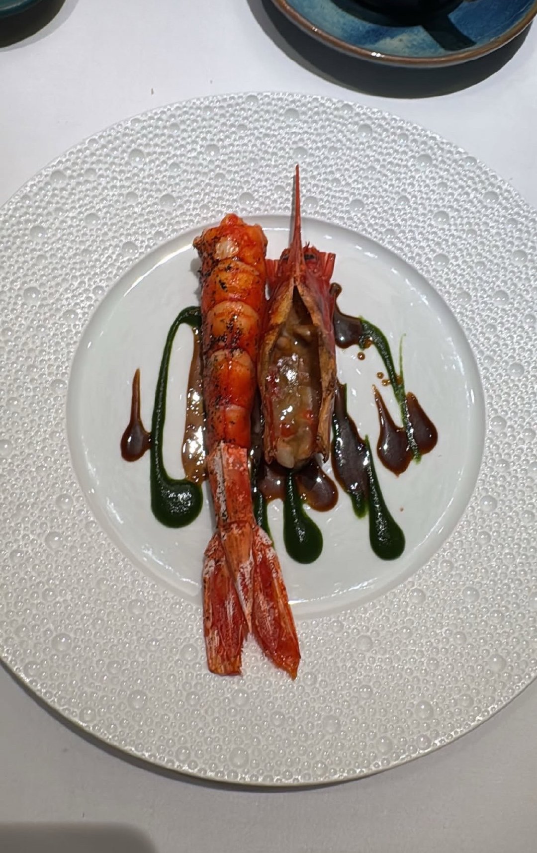 奚梦瑶更新ins，晒出今晚吃的高级料理。