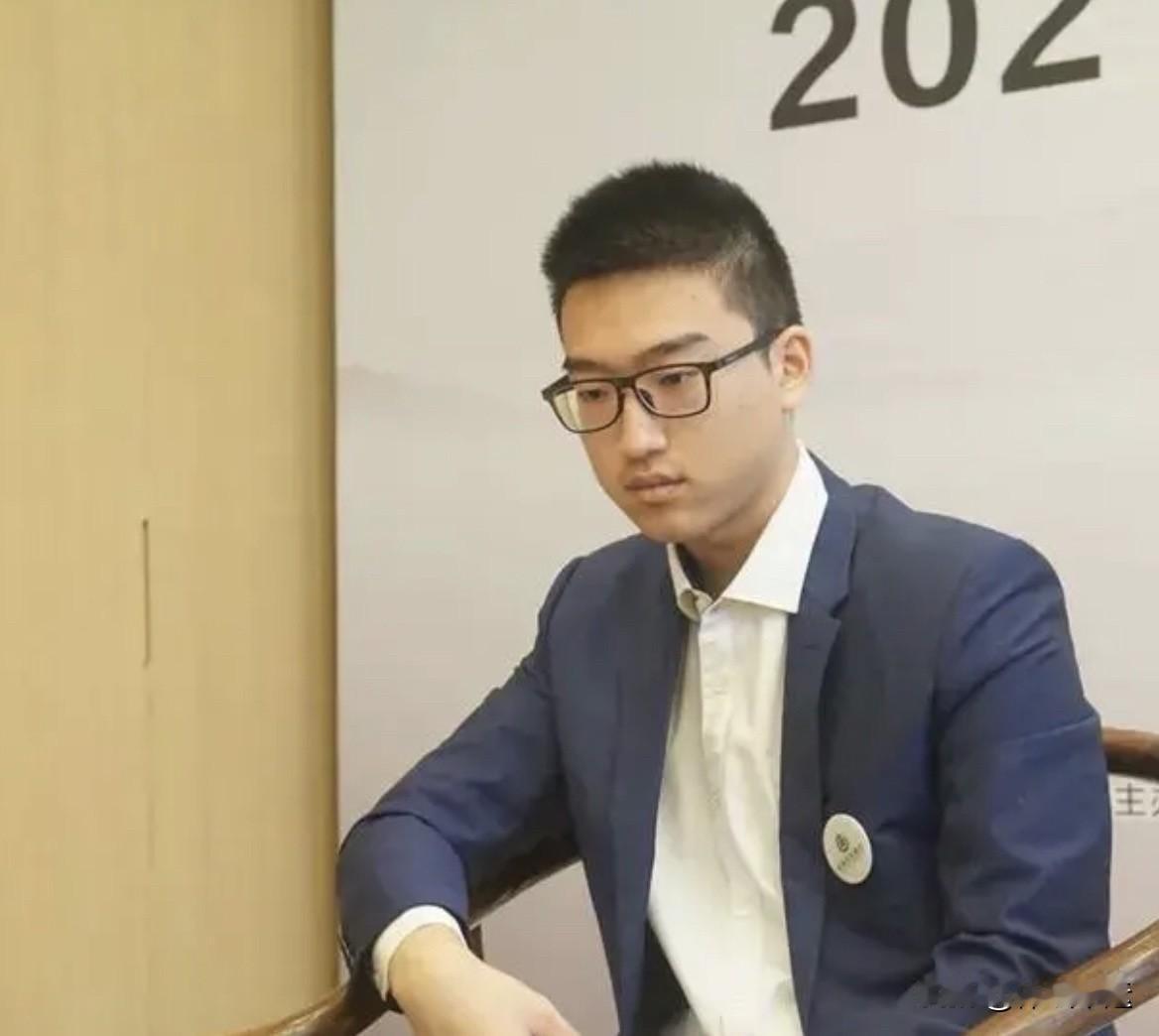 屠晓宇继续领先第一届世界最强棋士战🔥🔥🔥[烟花]屠晓宇和王星昊、金禹城