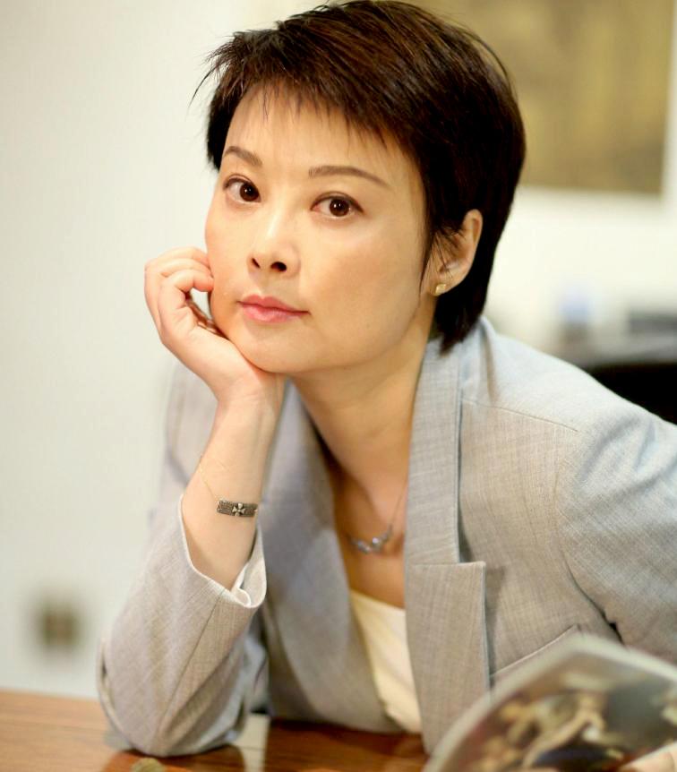 袁立最近爆料，8年前在《演员的诞生》自己被节目组剪辑给坑了，张国立和章子怡