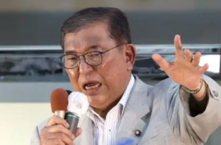 头一次，日本对特朗普“火力全开”！日本首相石破茂日前在公开演讲中强硬表态，将与