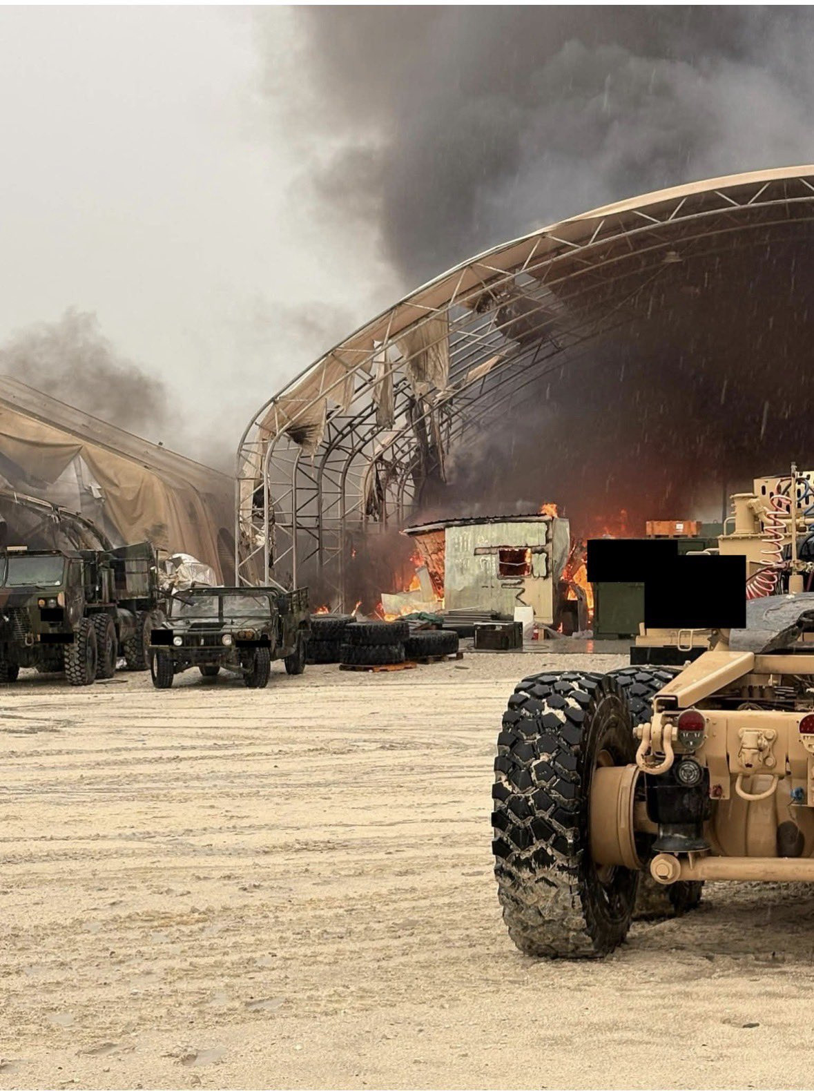 现场实拍图都来了？证实“萨德”的TPY-2雷达已被摧毁！好家伙，有卫星图证实还不