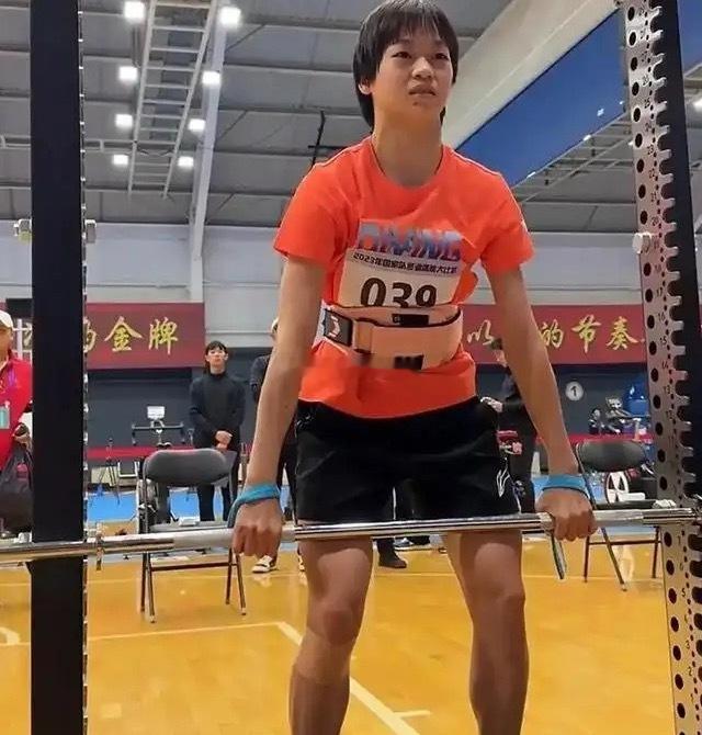 终于知道，全红婵确认上半年休战，不是因为状态下滑，也不是因为怕竞争，而是因为她把