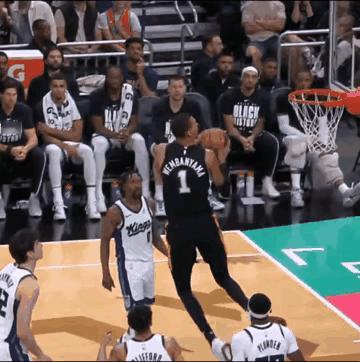 文班亚马的天赋。87年状元，马刺用了14年。97年状元，马刺用了19年。文