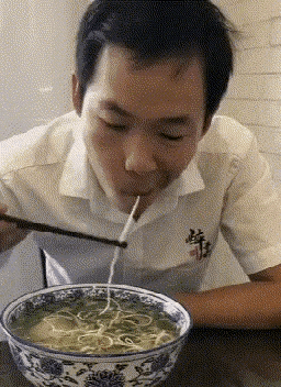 这面条是根整的吗，吃不断吗，蛮有意思！大家伙看看是不是！