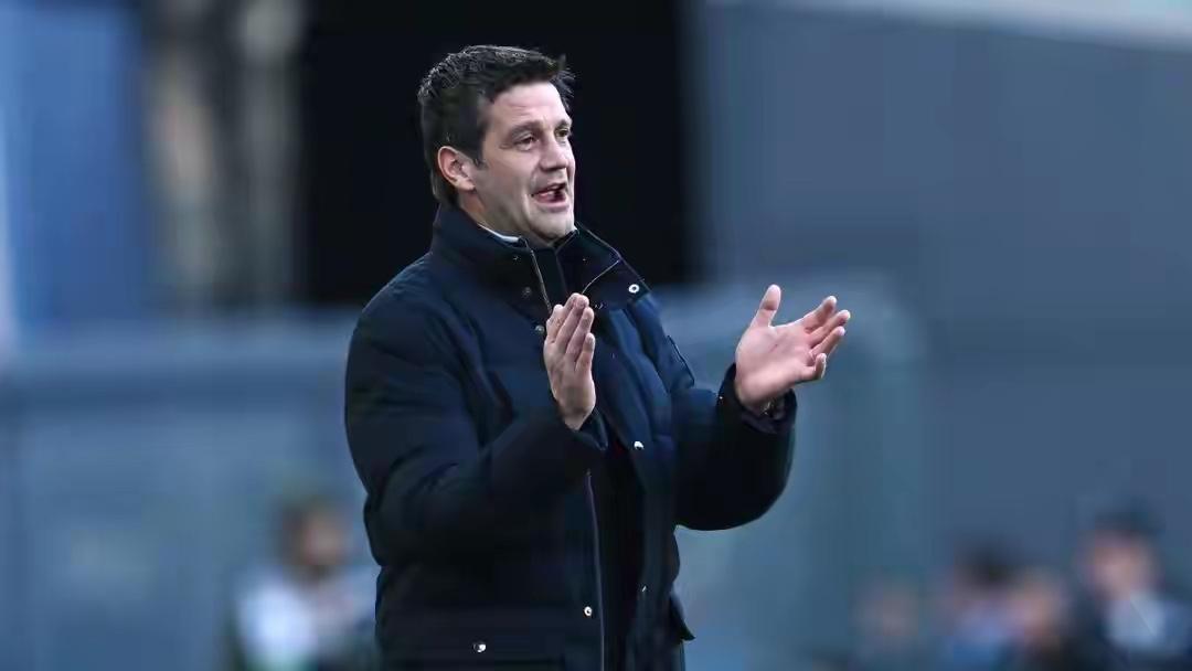 不值得信任？在梅阿查兵败阿森纳后，国际米兰管理层、橡树资本代表和主教练齐沃举行了