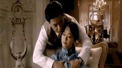 与段奕宏不共戴天有人觉得左小青演的某片段没必要，还拿武媚娘被剪对比，觉得标准