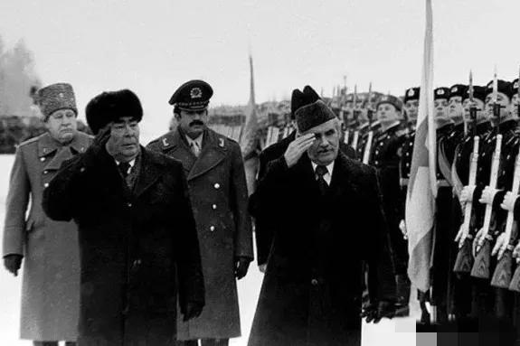 1979年，阿富汗总统阿明一意孤行枪杀了苏联内务部第一副部长、克格勃大总管帕普京