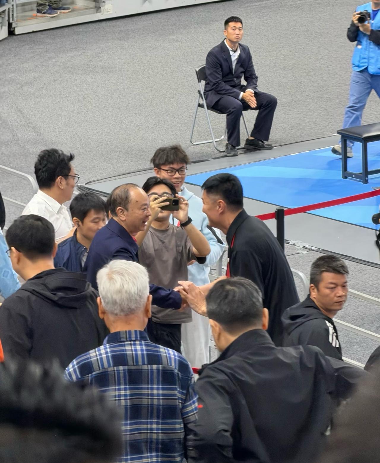 广东省有多重视全运会男篮金牌啊！辽粤大战，依然很精彩，沈梓捷能来广东就好了，