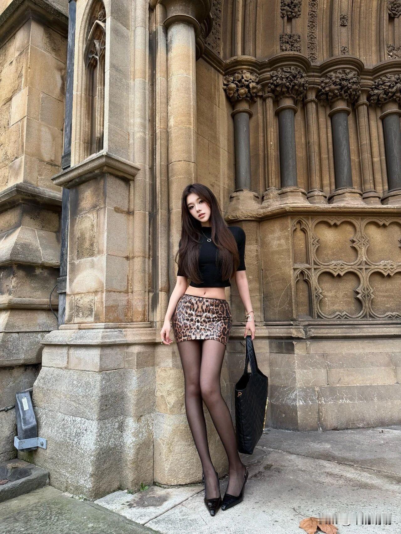 女生如何穿搭看起来时尚更有品味呢