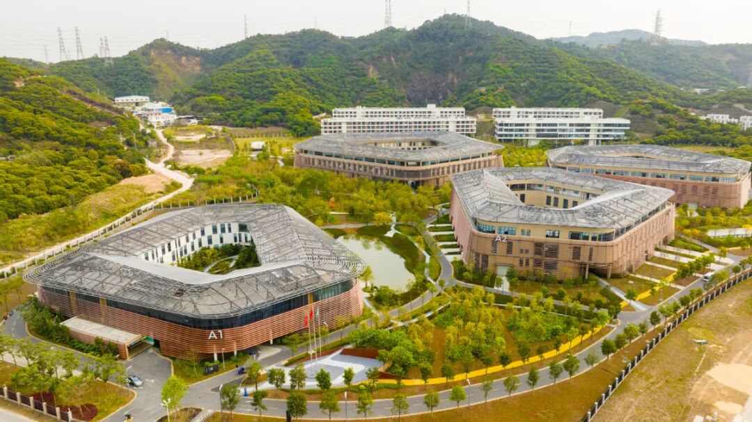 一日添“双星”! 东莞正式补上最关键一环, 湾区创新格局变了