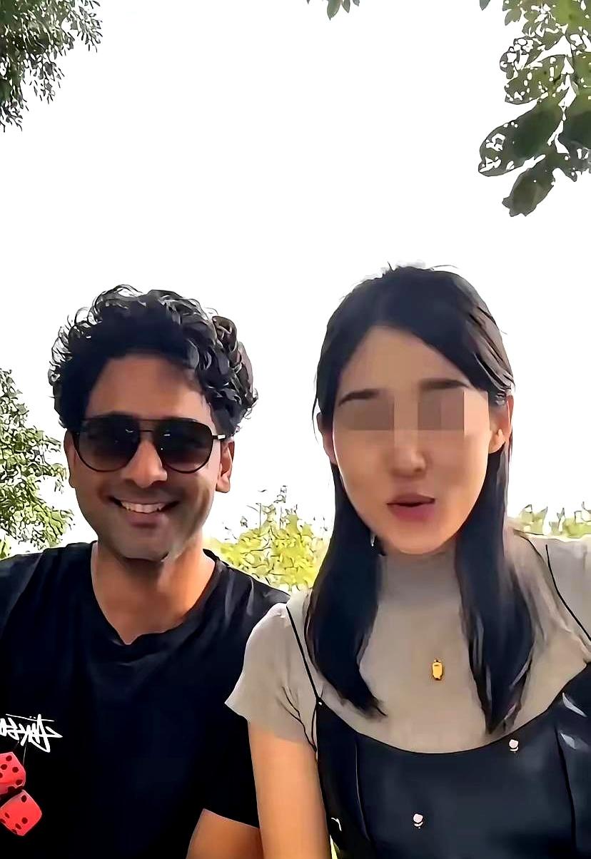 见过倒贴的，真没见过倒贴到这份上，还被人当成“战利品”满世界炫耀的！一个北京独