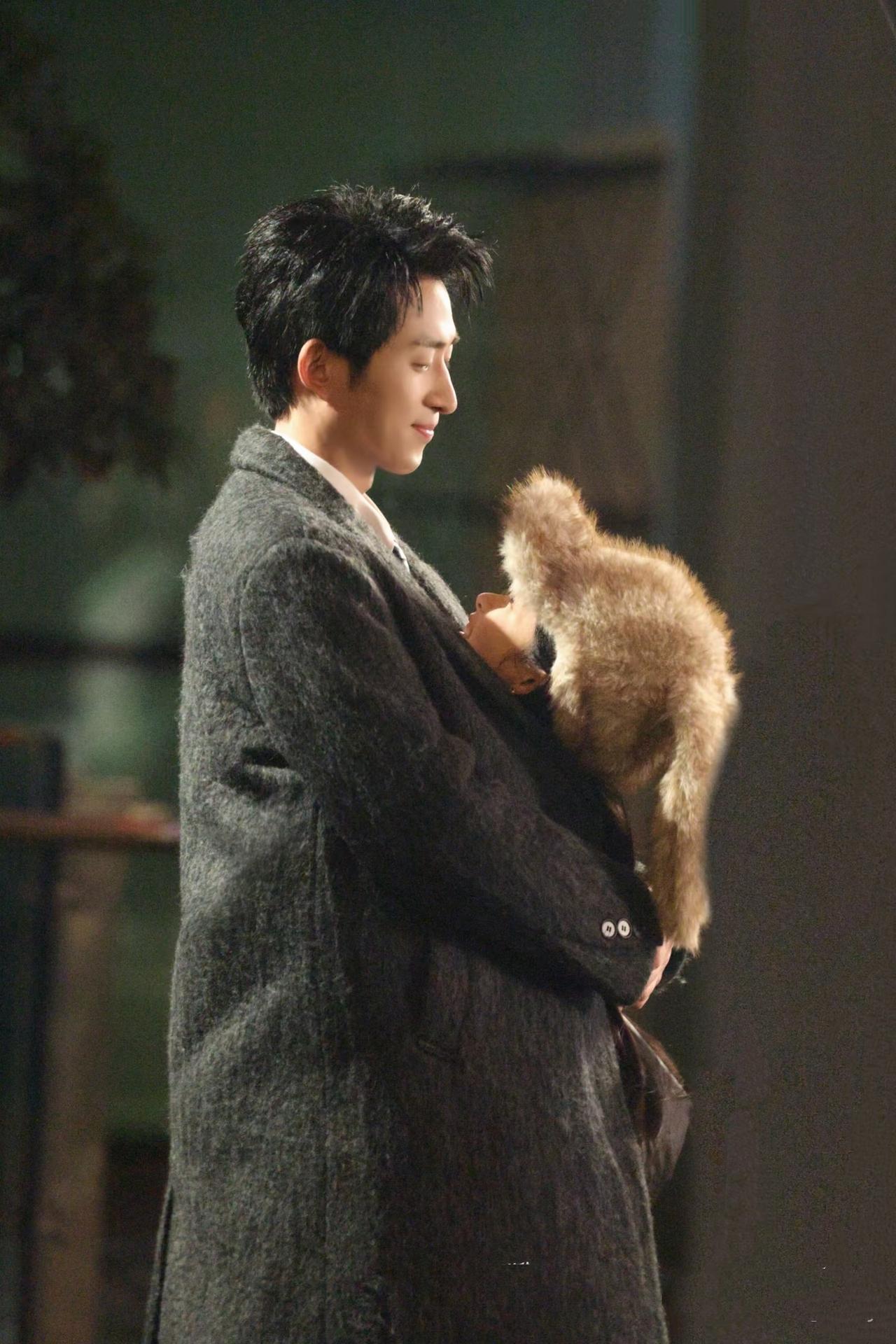 对不起余茵，《红糖姜汁》我真的追不下去了，真不是你演技不行，而是这身