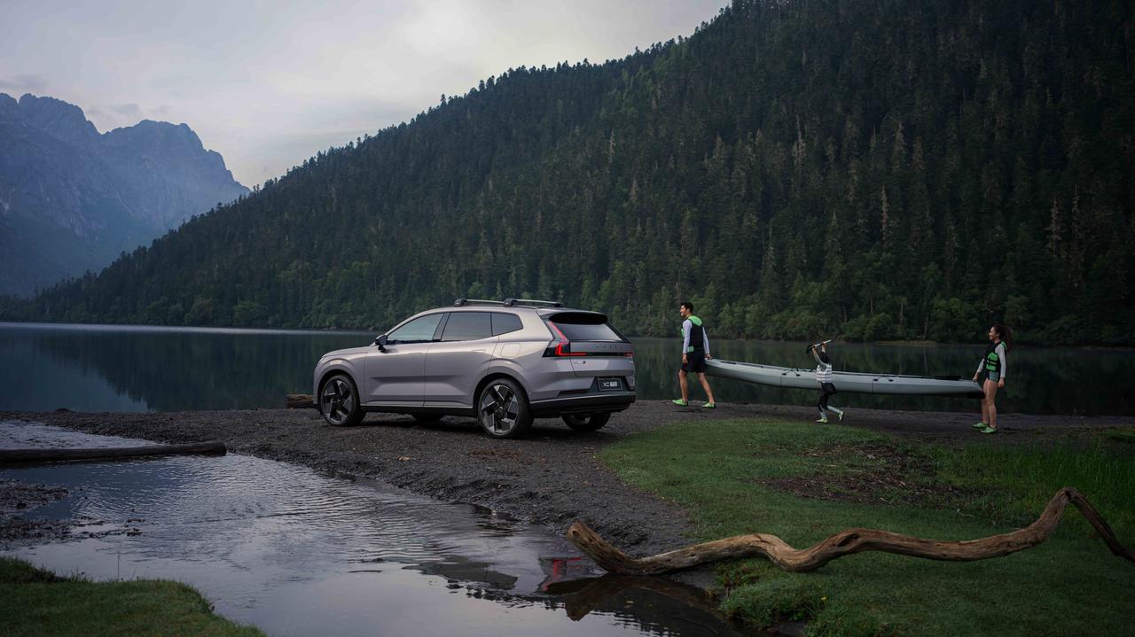 华境S正式亮相，20万级大六座家用SUV，六大亮点太香了！标配华为乾崑智驾，