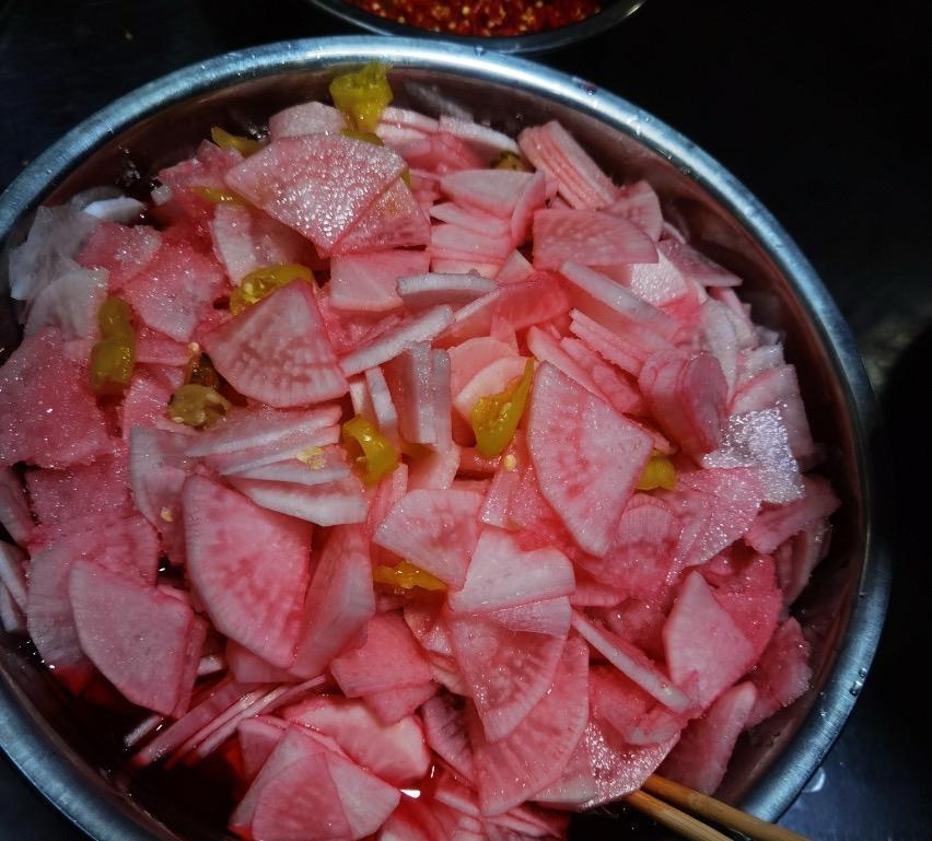 这萝卜炒鸡好吃