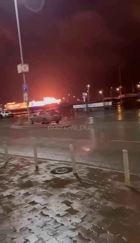 乌克兰军方周五表示，他们袭击了位于莫斯科东北部雅罗斯拉夫尔的一家俄罗斯大型炼油厂