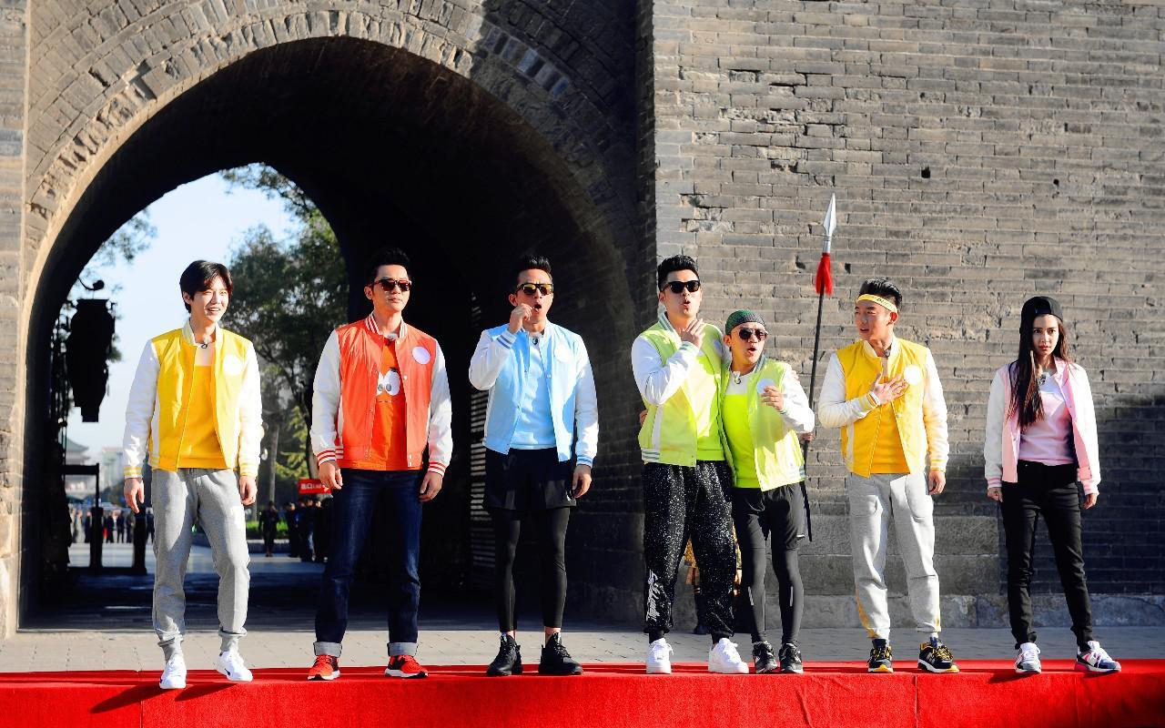奔跑吧栏目组收850万也好，8500万也罢，这都不是问题，因为这本身就是简单的商
