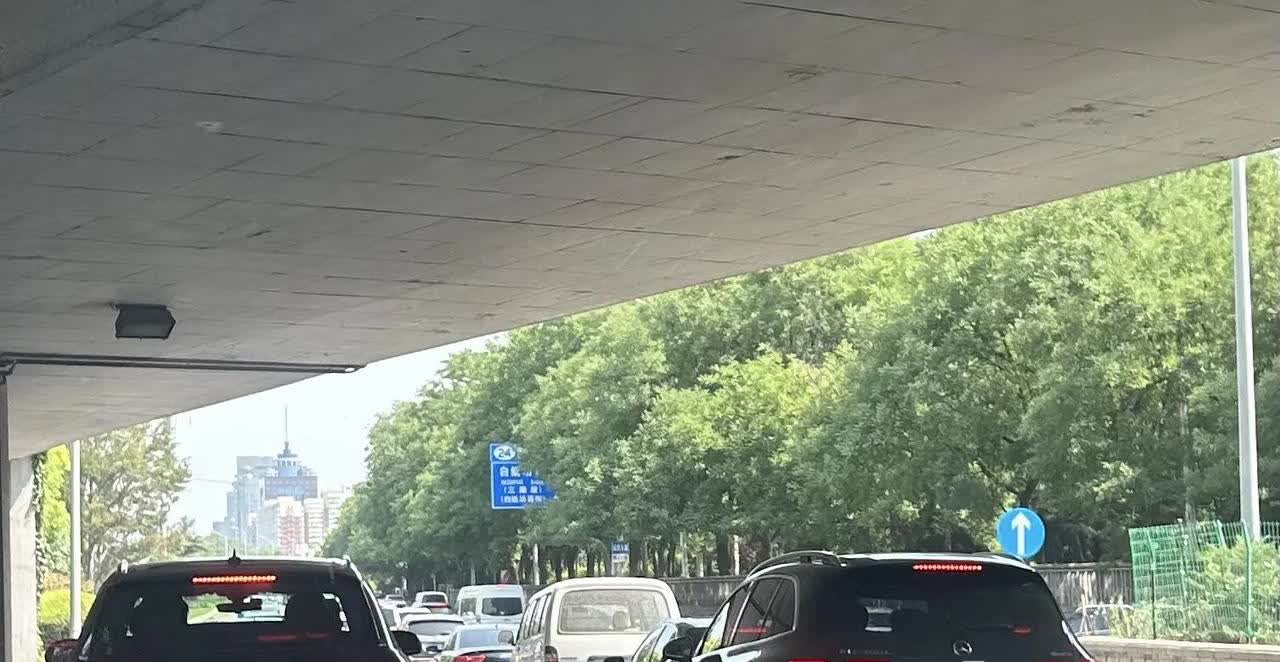 GLC怎么看着比Q7还大新款glc屁股还挺显大