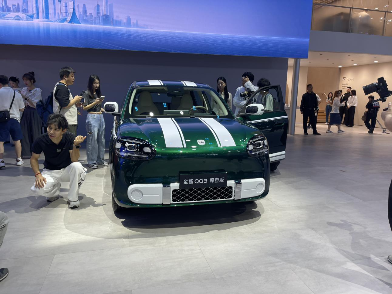 成都车展奇瑞展台看点满满，五大品牌合计38款车型集中登场，把新车和硬核技术一并带到现场。这次重点带来