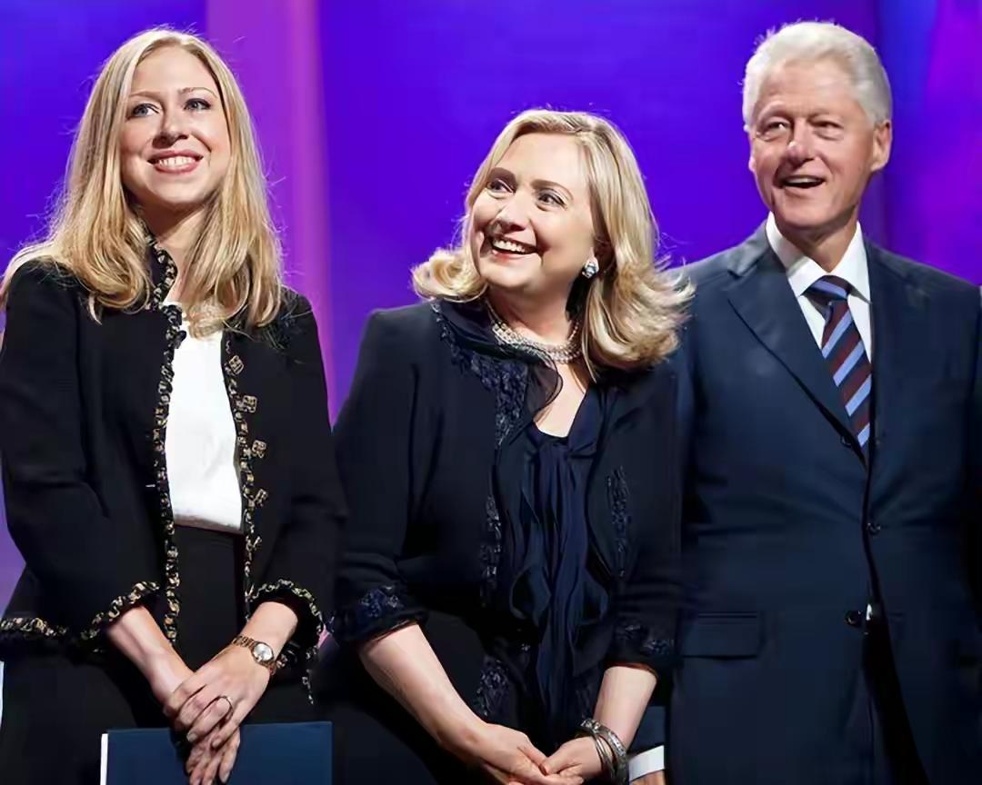 克林顿的女儿不是亲生的，希拉里给他带了几十年的绿帽子！爱泼斯坦案