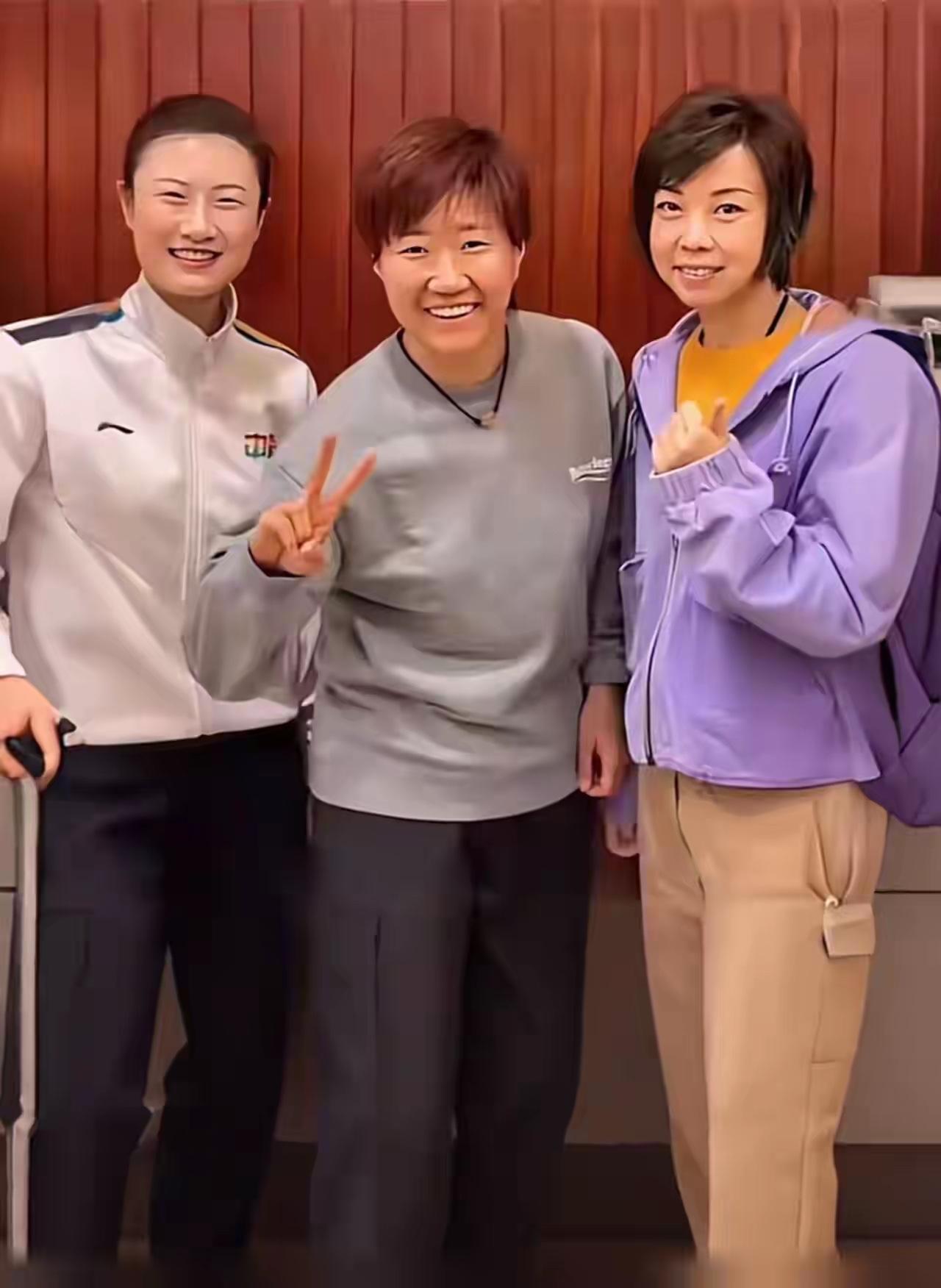 我敢打赌，能把这三位全部认出来的，绝对是一位对国内乒乓球非常有研究的高手？