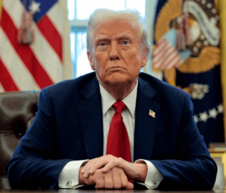 美国向全世界释放一个清晰信号：中国是真的强大了！说真的，这两天两条新闻放在一