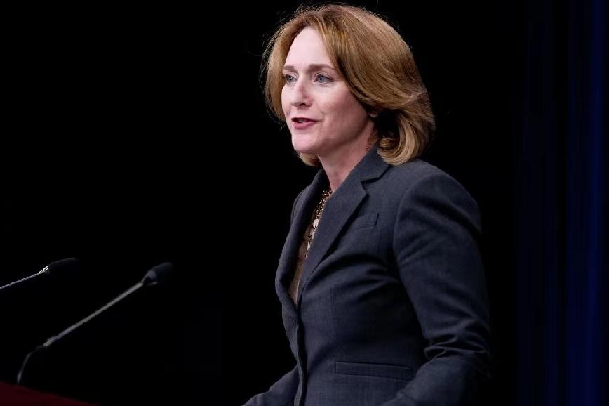 12月29日，美国前副防长希克斯对媒体说:“美国只是做了9届政府都在做的事，中国