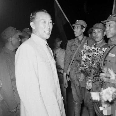 1952年，残军师长李国辉来到曼谷，见李弥夫妇挥霍无度，回到金三角后失望的说：