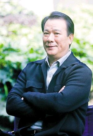 嘲讽周星驰无儿女没朋友李修贤道歉早前李修贤直播语出惊人，嘲