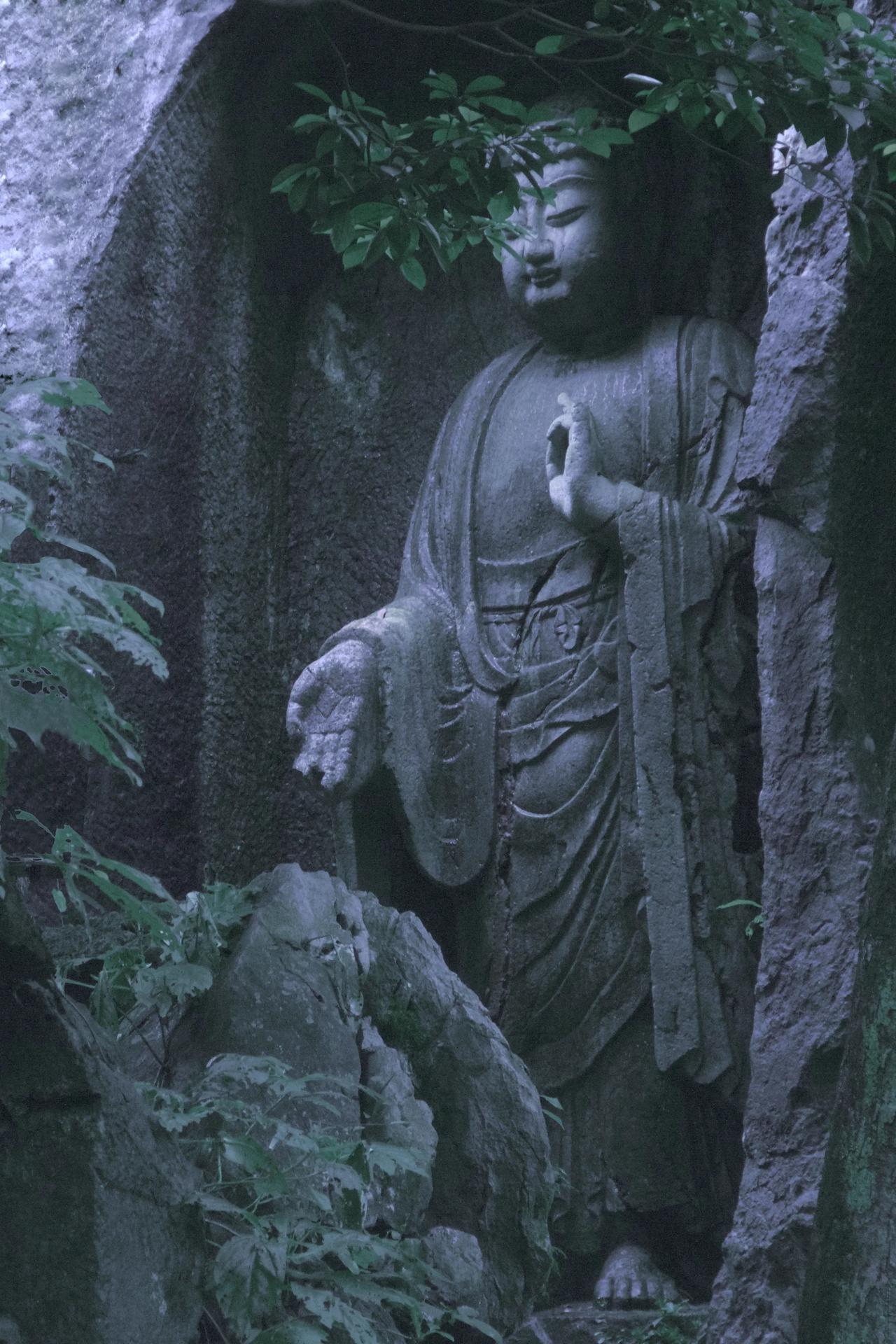 从2026年2月1日起，杭州灵隐飞来峰景区的预约规则有了大调整，核心就是为了让游