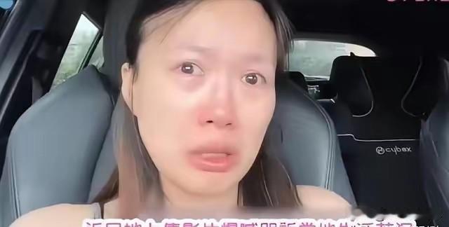 “就算在英国睡大街，我也不回中国”香港女教师不满制度，放弃4万多月薪，一怒离港，