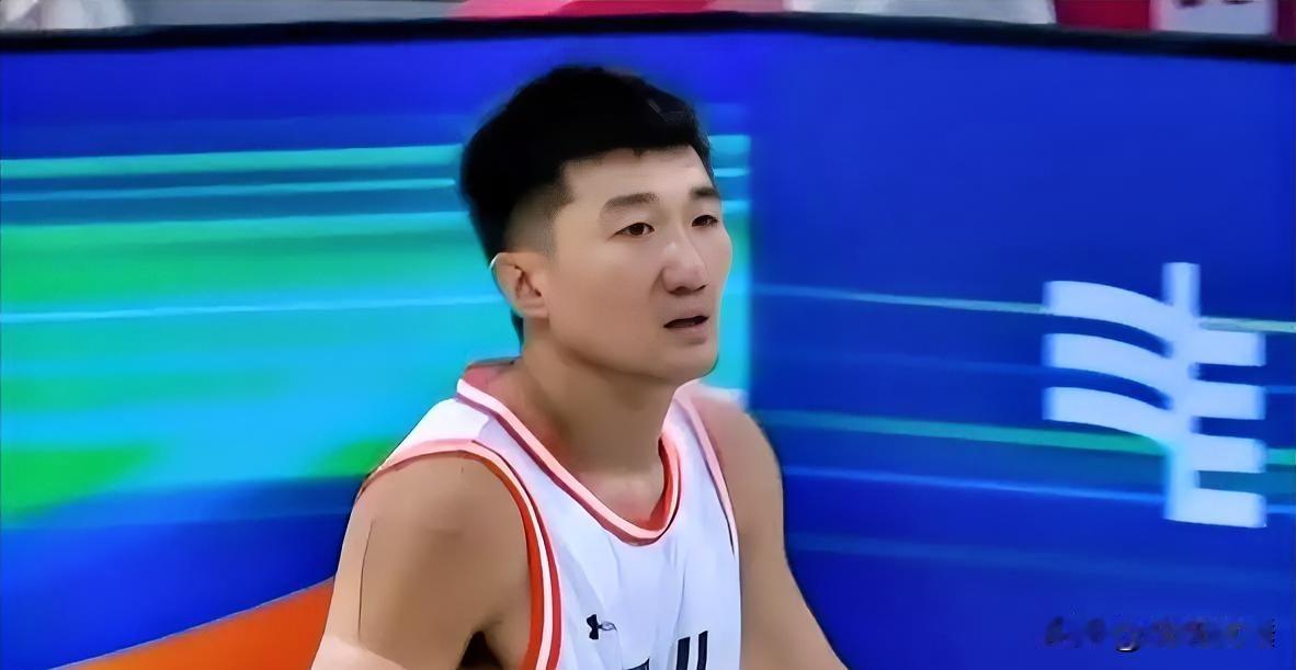 全运会男篮半决赛，四川男篮三大输球罪人！孙铭徽：上场32分钟，投篮21中6
