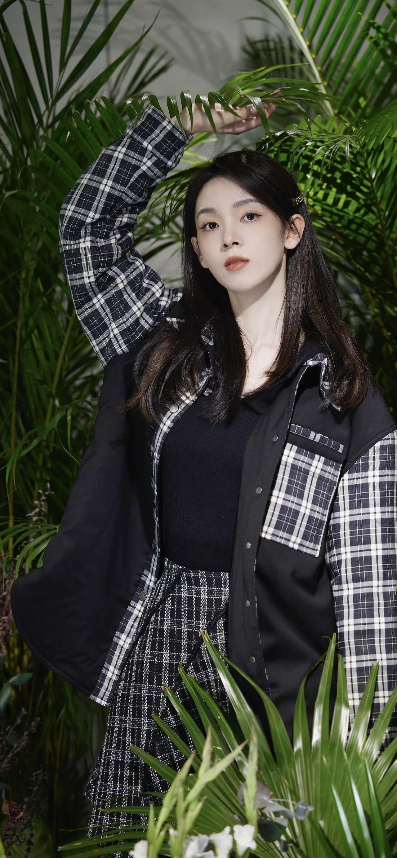 美女壁纸-第6249期-陈瑶