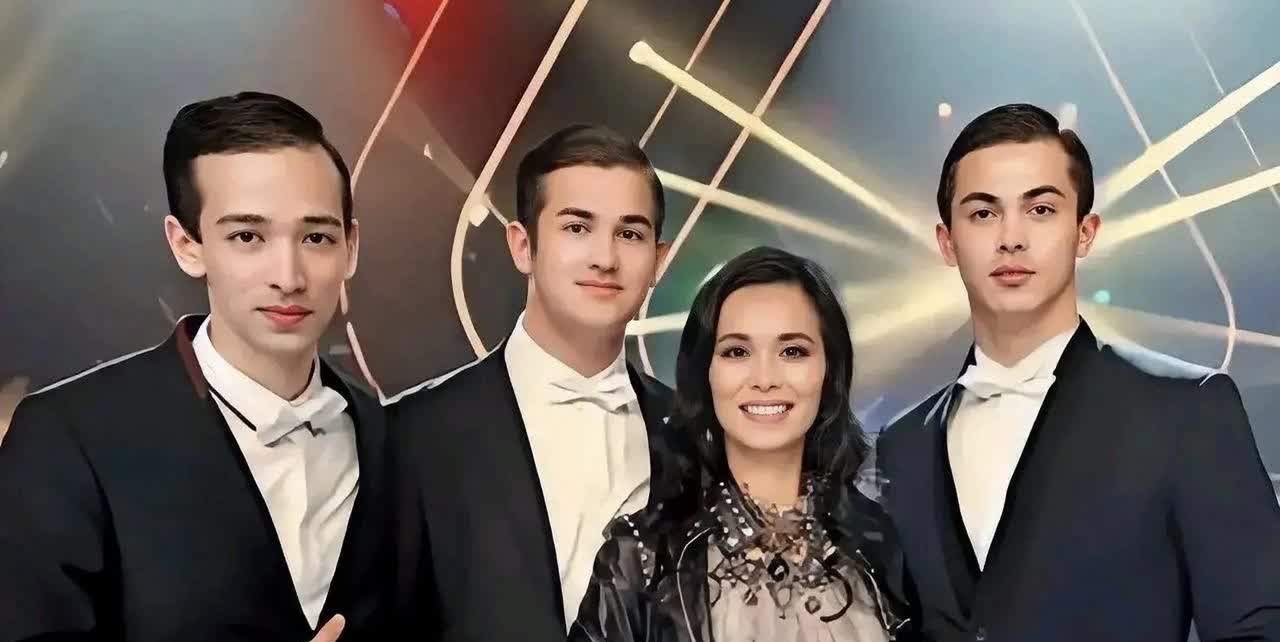 有人说韦唯虽然嫁错了人，但是生对了儿子。三个混血儿子都已长大成人，个个高大威猛英