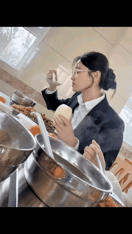这大馒头，一口炫啊