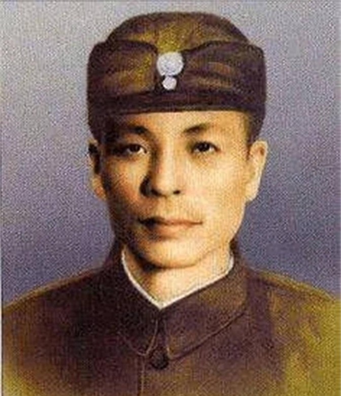 1949年，抗日烈士谢晋元的遗孀，请求上海市长陈毅，给她一个房子。陈毅当即下令，