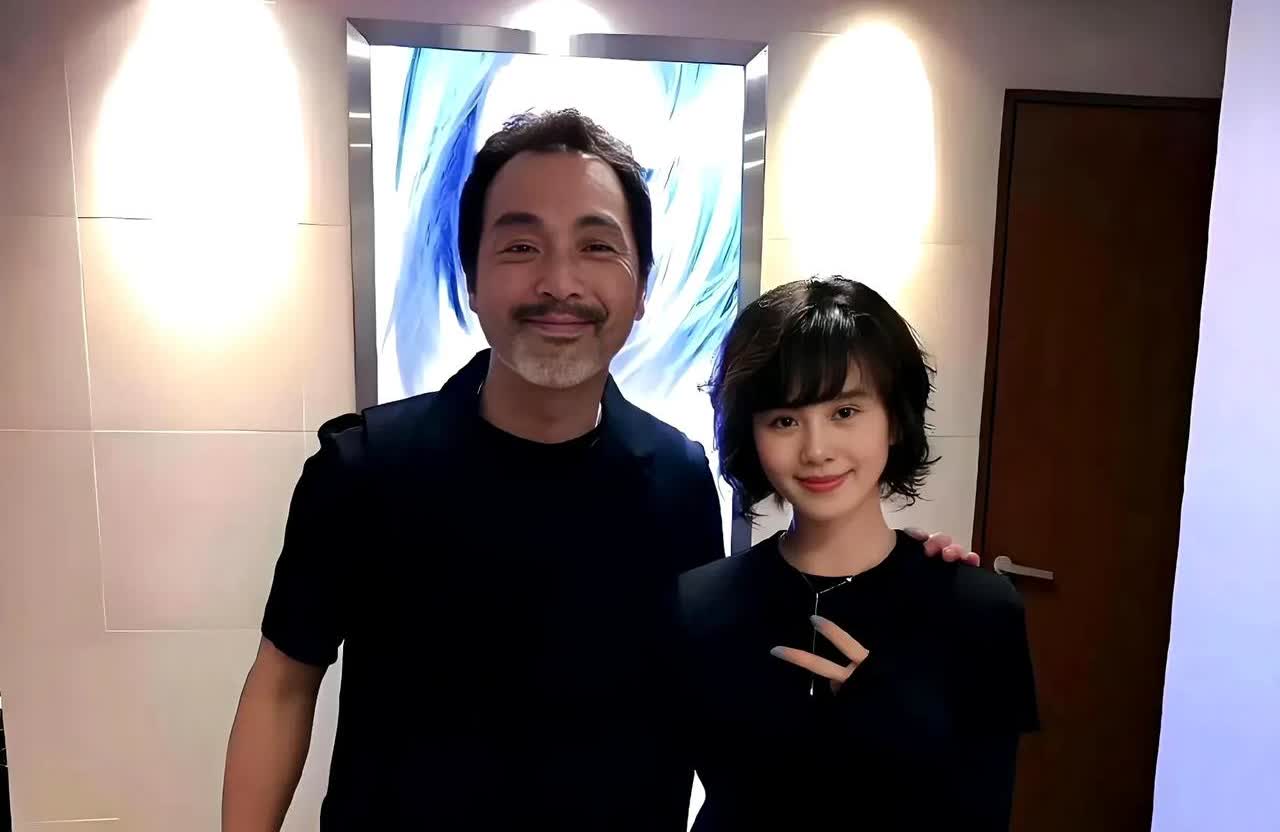刘诗诗是受什么刺激了吗为啥变成这样了不仔细看都认不出来[笑着哭]网