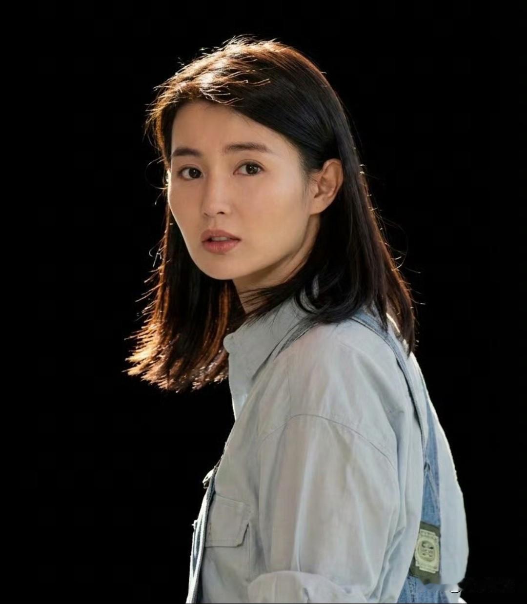 都在说这一季浪姐7请到了张曼玉，而且机票都已经出了。如果是真的，我将逐帧观看