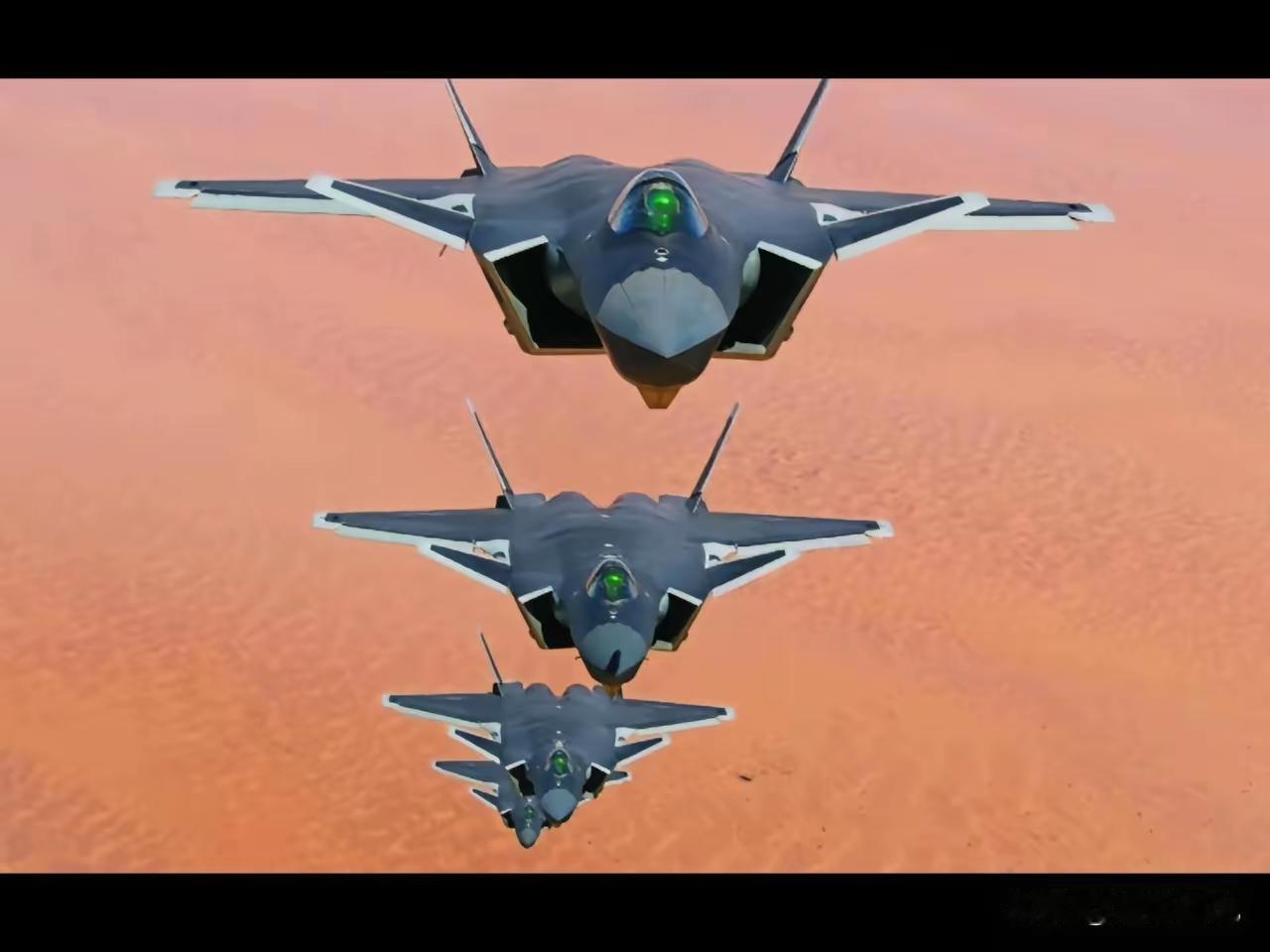 从审美上看，它的气动布局设计极其流畅、犀利。那种全动垂尾的倾斜角度、结合了隐身