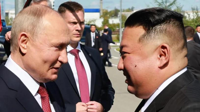 普京的邀请,金正恩答应了一半,红场阅兵这一趟,他还是不去的好