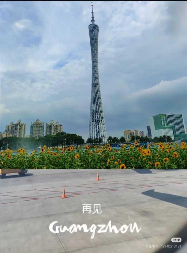 一波兰留学生说，来中国留学，当初他能申请中国近两百所大学，包括复旦、北大、清华等