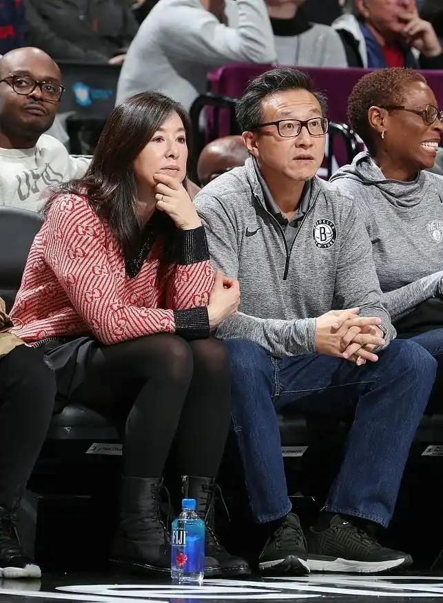 900亿资产一分没动，30年婚姻说散就散：蔡崇信和吴明华这场离婚，到底谁赚了？8