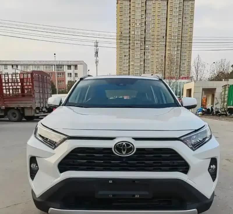 15万之内的SUV，它是巅峰吗？丰田荣放如今竟然只需12万就能轻松拥有！