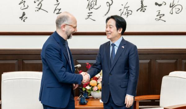 不搭理，台湾很尴尬！5月26日，赖清德兴致冲冲地和德国联邦议院跨党派代表团进行沟