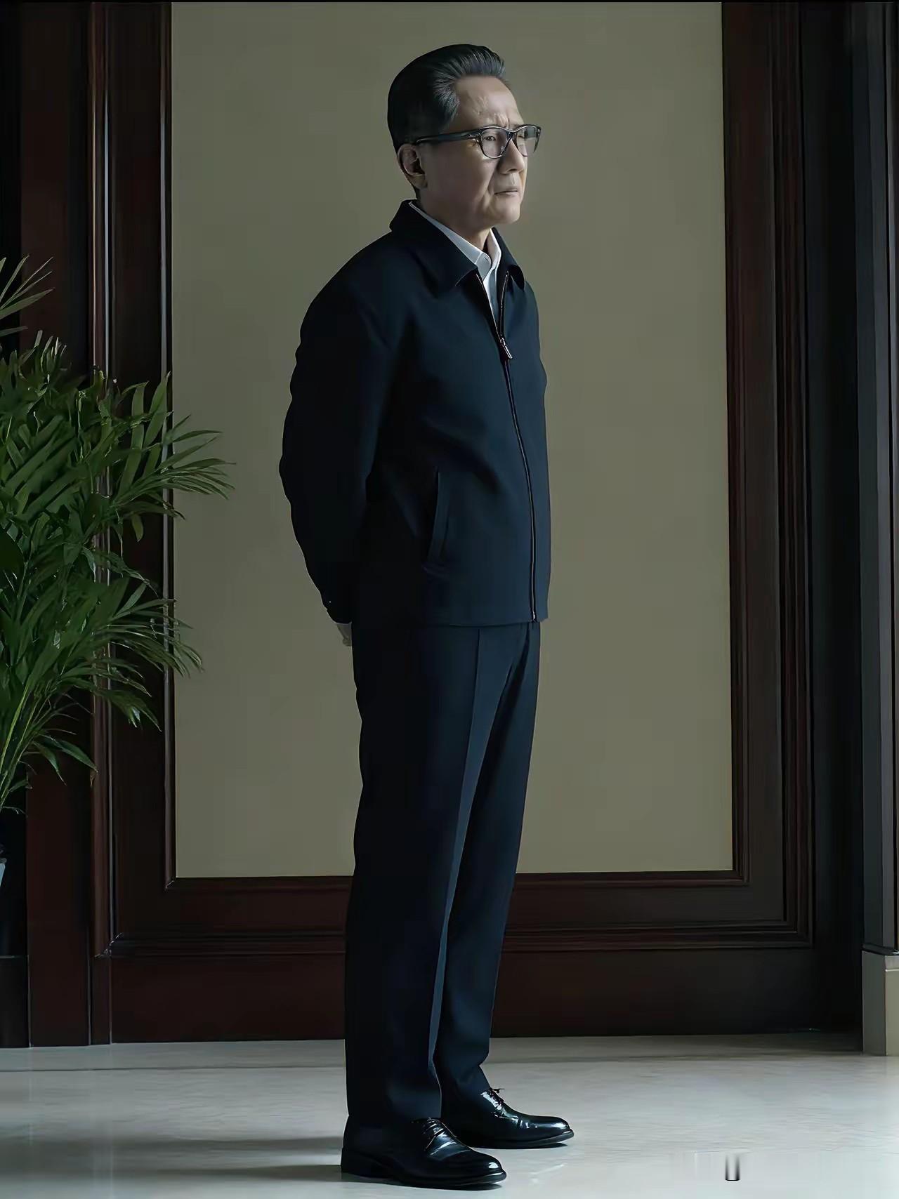 高育良和何黎明，都是各自剧中的大佬，但差的可真不是一星半点的。祁大厅长要能能何