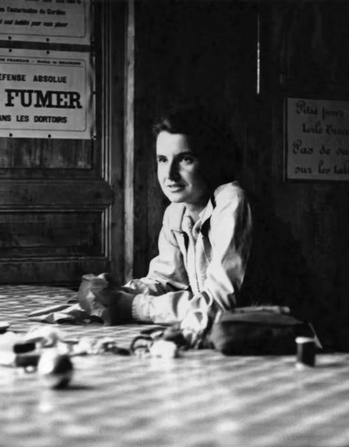 她才是DNA背后的女人，诺奖却给了3个男人DNA双螺旋结构的发现者之一，被称作